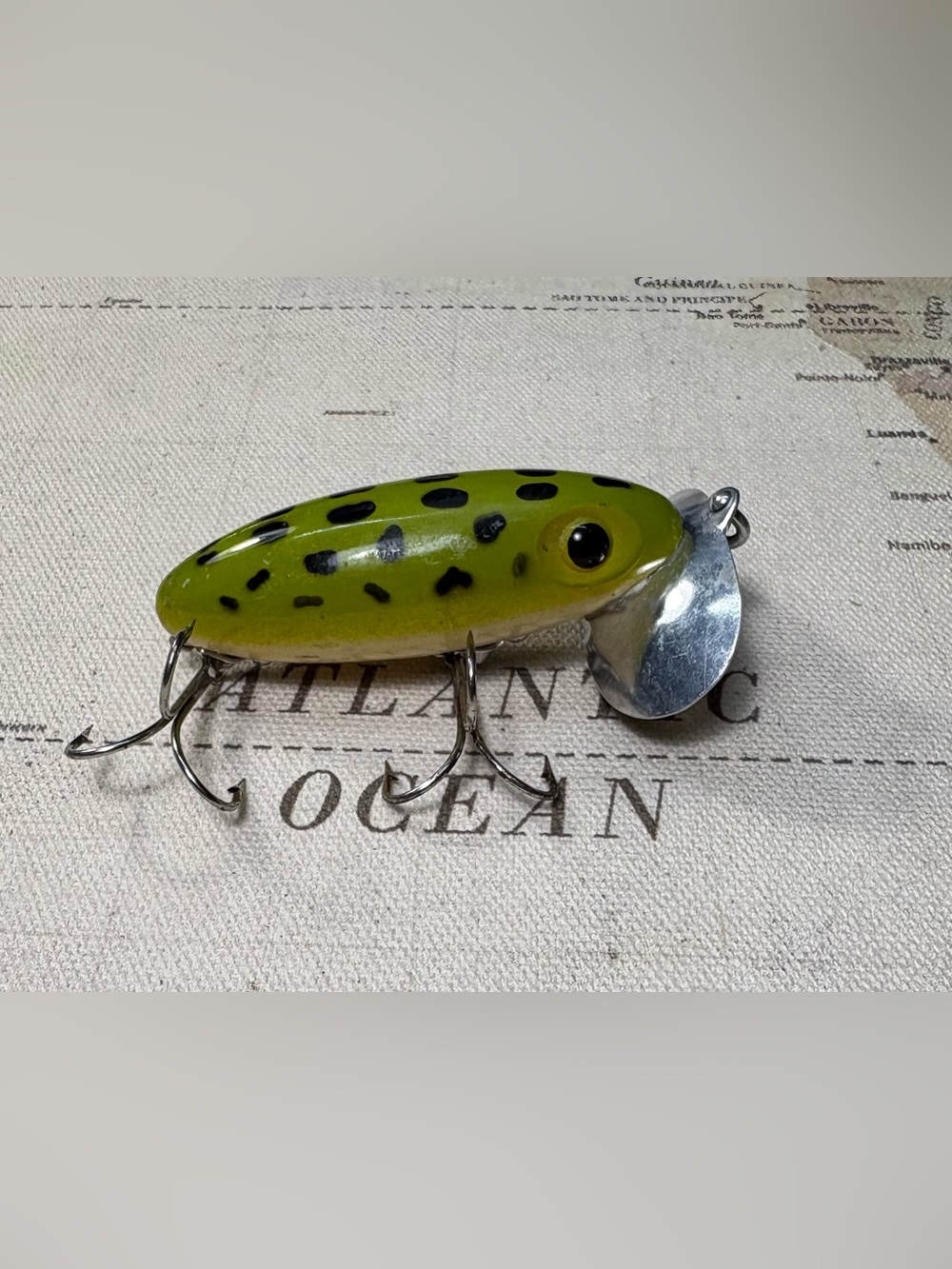 Vintage Fred Arbogast Jitterbug Fishing Lure Frog Pattern Yellow Black Spot
